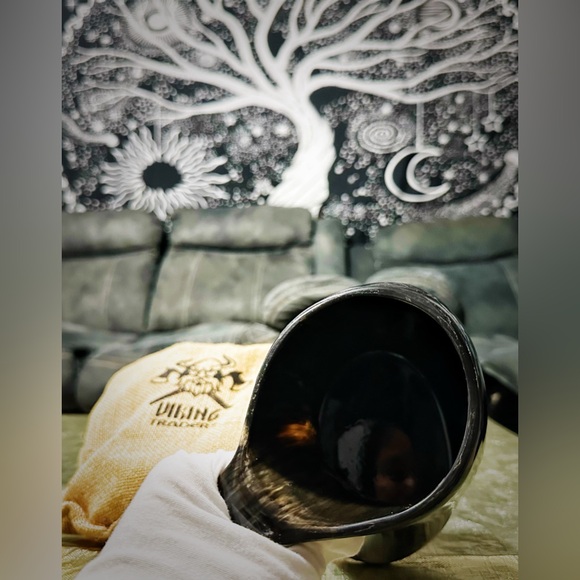 Black Viking Drinking Horn Mug large - Picture 10 of 12